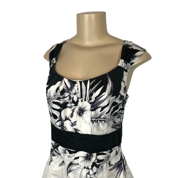 WHBM Floral Print Fit and Flare A-Line Dress Size 10 Retro Whimsigoth Pinup - Picture 4 of 8